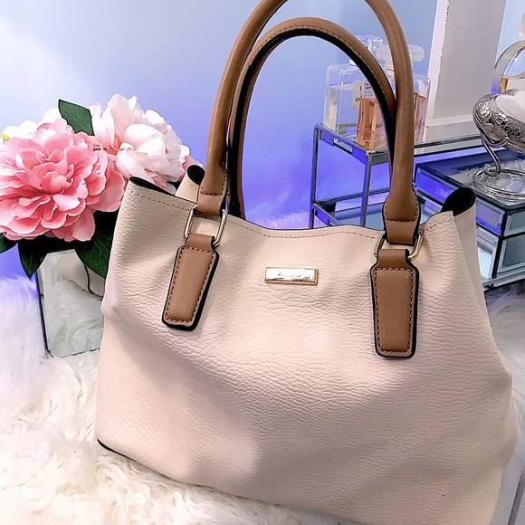 Aldo Crossbody Purse - Picture 1 of 16